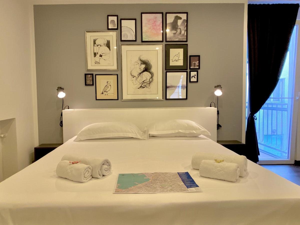 Mimì Rooms&Studios Trieste Ngoại thất bức ảnh