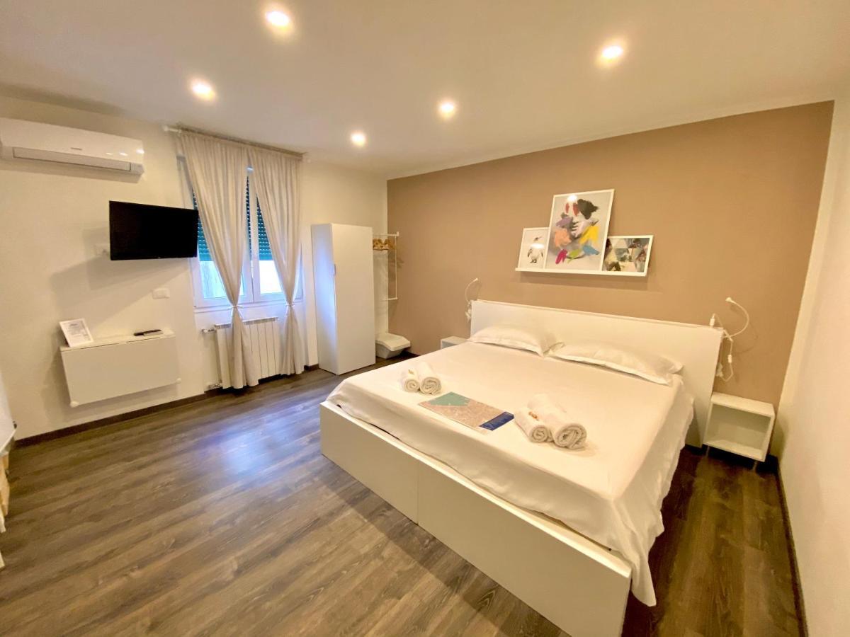 Mimì Rooms&Studios Trieste Ngoại thất bức ảnh