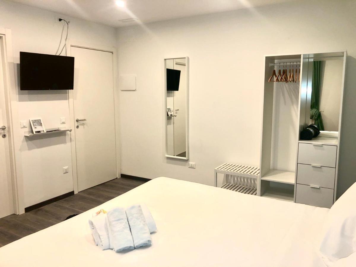 Mimì Rooms&Studios Trieste Ngoại thất bức ảnh